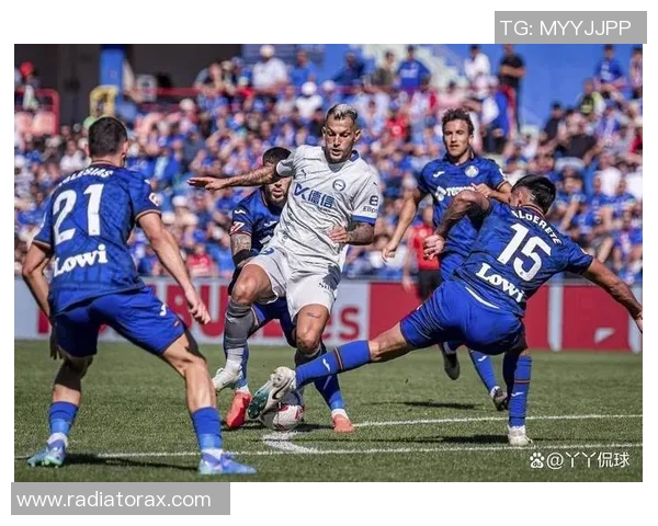 赫塔菲主场迎战拉斯帕尔马斯争夺西甲宝贵积分之战即将打响 赫塔菲主场迎战拉斯帕尔马斯争夺西甲宝贵积分之战即将打响